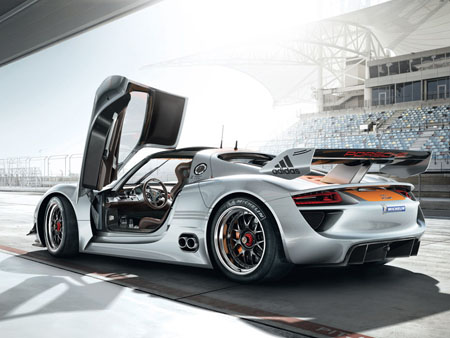 Hybrid  on Porsche 918 Hybrid Car