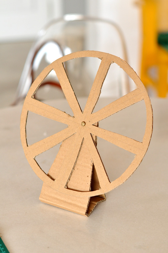 DIY Ferris Wheel Toy Made Out of Recycled Material