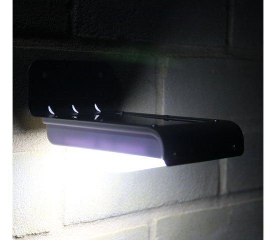 Frostfire LED Wireless Solar Powered Motion Sensor Light
