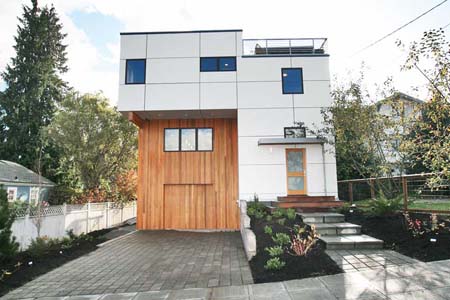 Green Cubed House