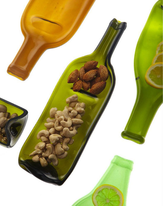 https://www.igreenspot.com/wp-content/uploads/green-pressed-glass-wine-bottle-divided-serving-platter2.jpg