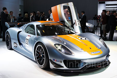 Porsche 918 Hybrid Car