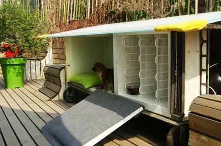 Recyceld Fridge Doghouse