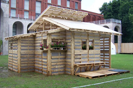 Shipping Pallet House