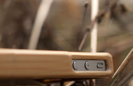 SigniCASE Bamboo Case For iPhone