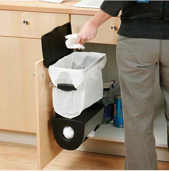 https://www.igreenspot.com/wp-content/uploads/simplehuman-cabinet-mount-grocery-bag-can3.jpg